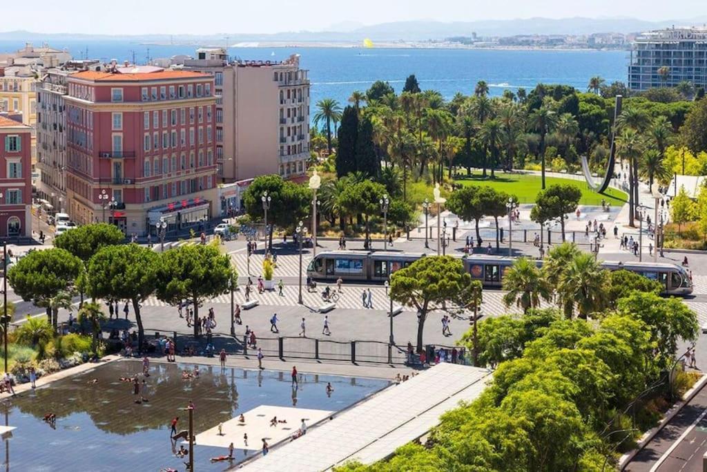 A Louer Au Coeur Du Carre Dor A Nice, Rue Dalpozzo A 150 Metres Des Plages Lejlighed *